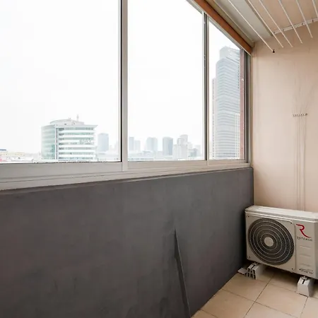 Solidarnosci View By Bookinghost Apartment